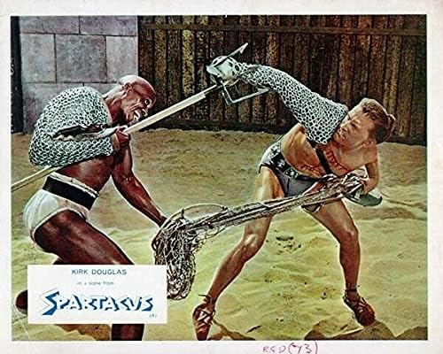 Спартак Уди Строуд и Кърк Дъглас се бият на гладиаторската арена снимка с размер 8х10 инча